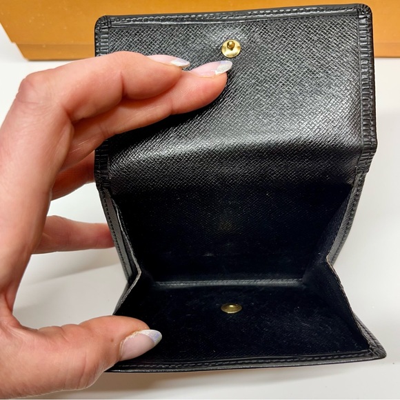 Auth Louis Vuitton Black Epi Leather Elise Bifold Unisex Wallet EUC! W/box - Picture 3 of 11